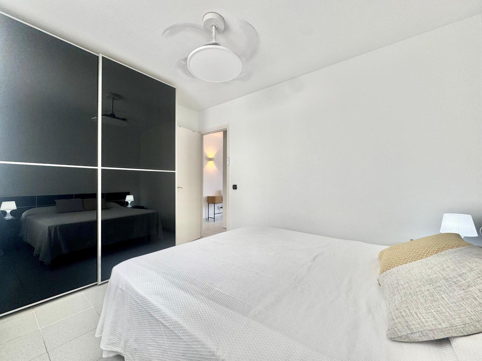 Puig Rom 106 Apartment Roses Exterior foto